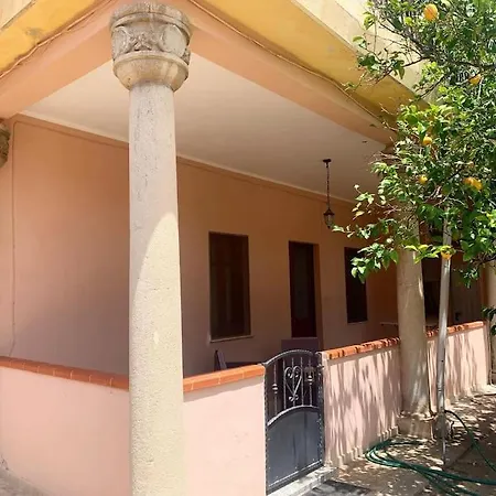 Con Portico Privato Vicino Cagliari Airport Apartment Assemini