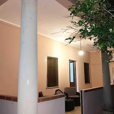 Con Portico Privato Vicino Cagliari Airport
